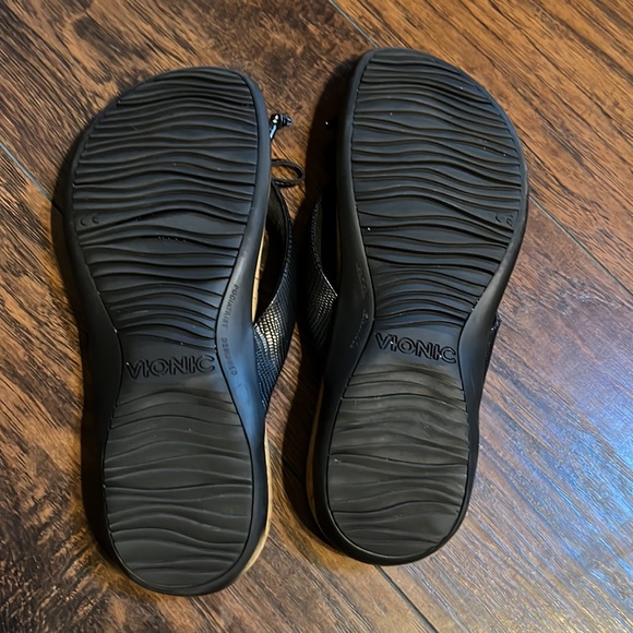 Vionic Sandals - Picture 7 of 12